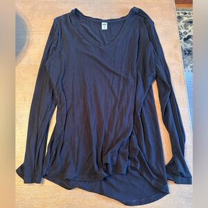Old Navy Black Long Sleeve V-Neck Top